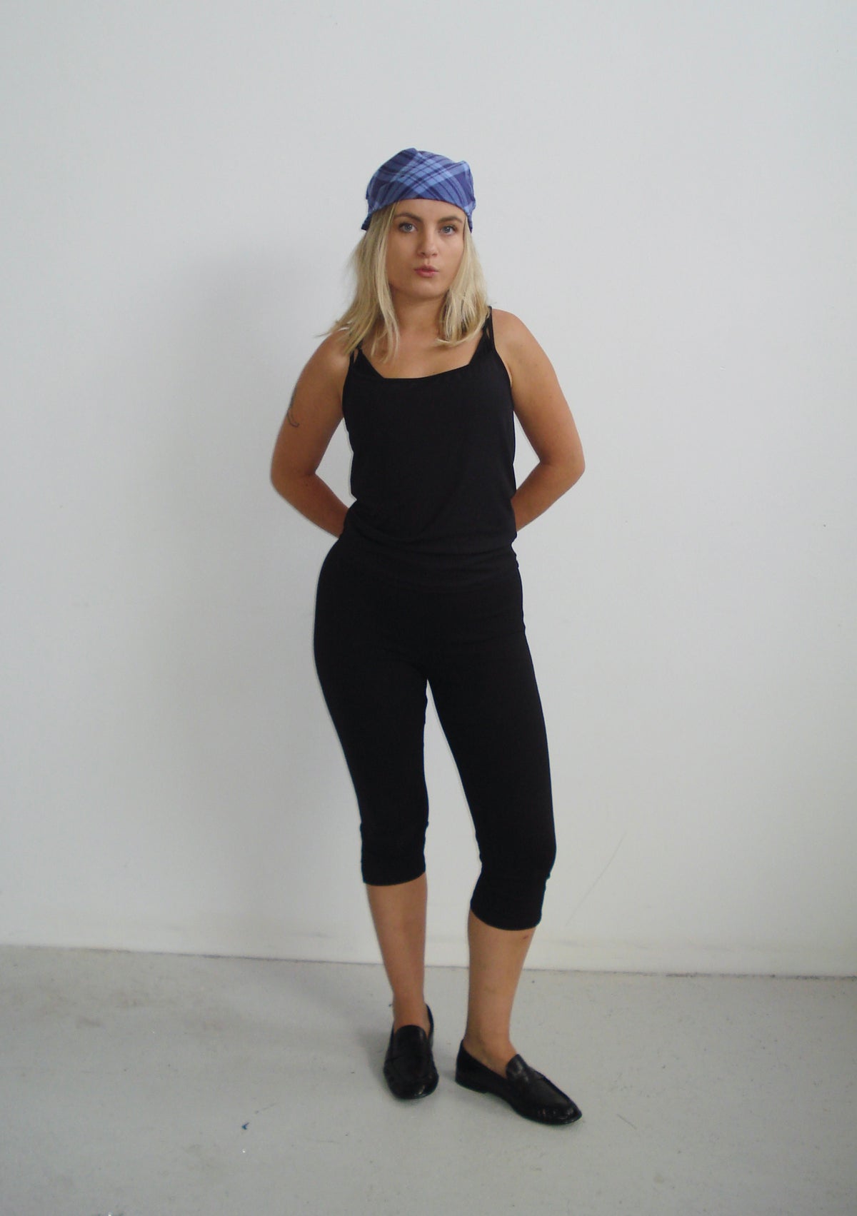 BLUE CHECKERED HEADSCARF