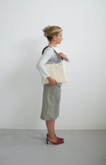 CREAM WAVY MINI BAG