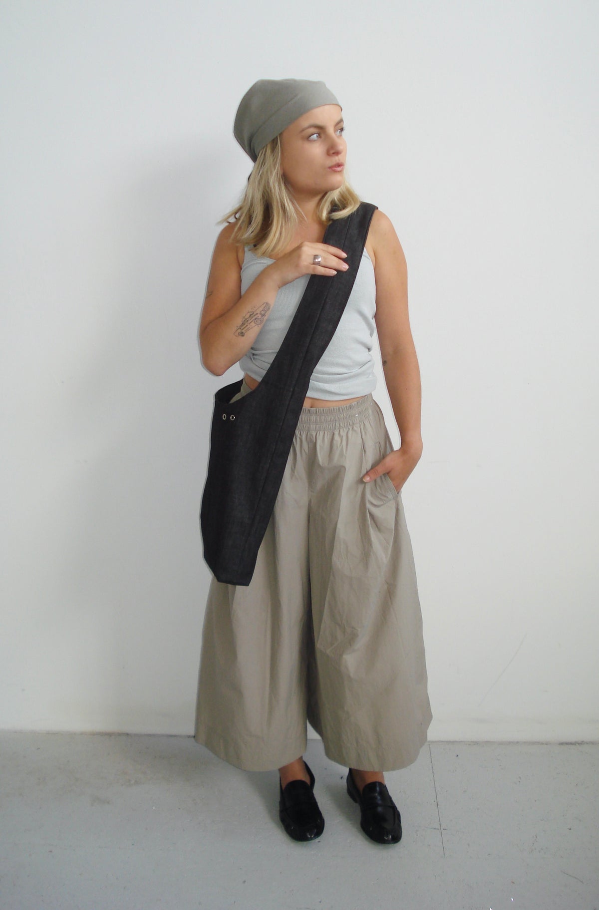 GREY DENIM BIG CROSSBODY BAG