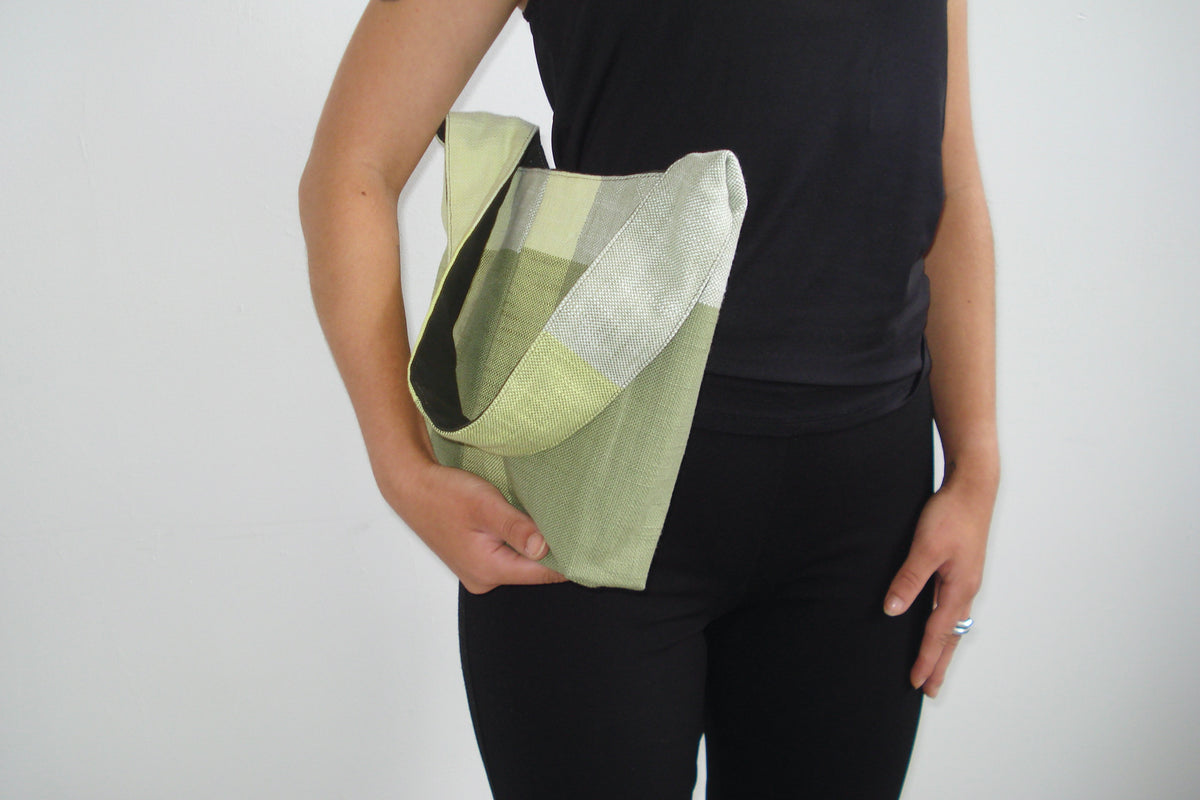 CHECKERED MINI BAG
