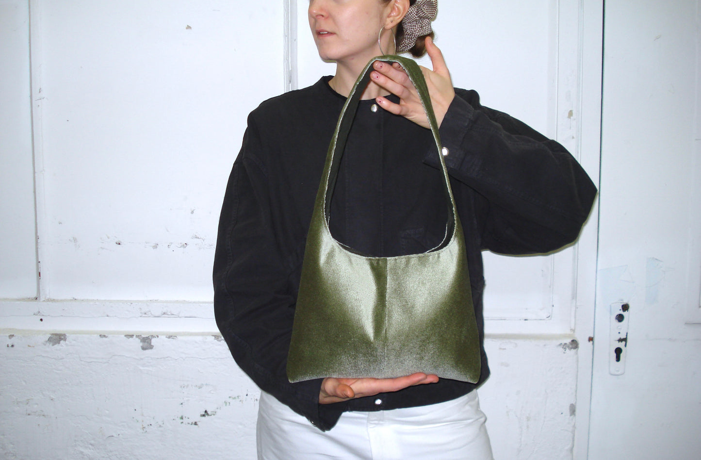 LIGHT GREEN VELVET MINI BAG
