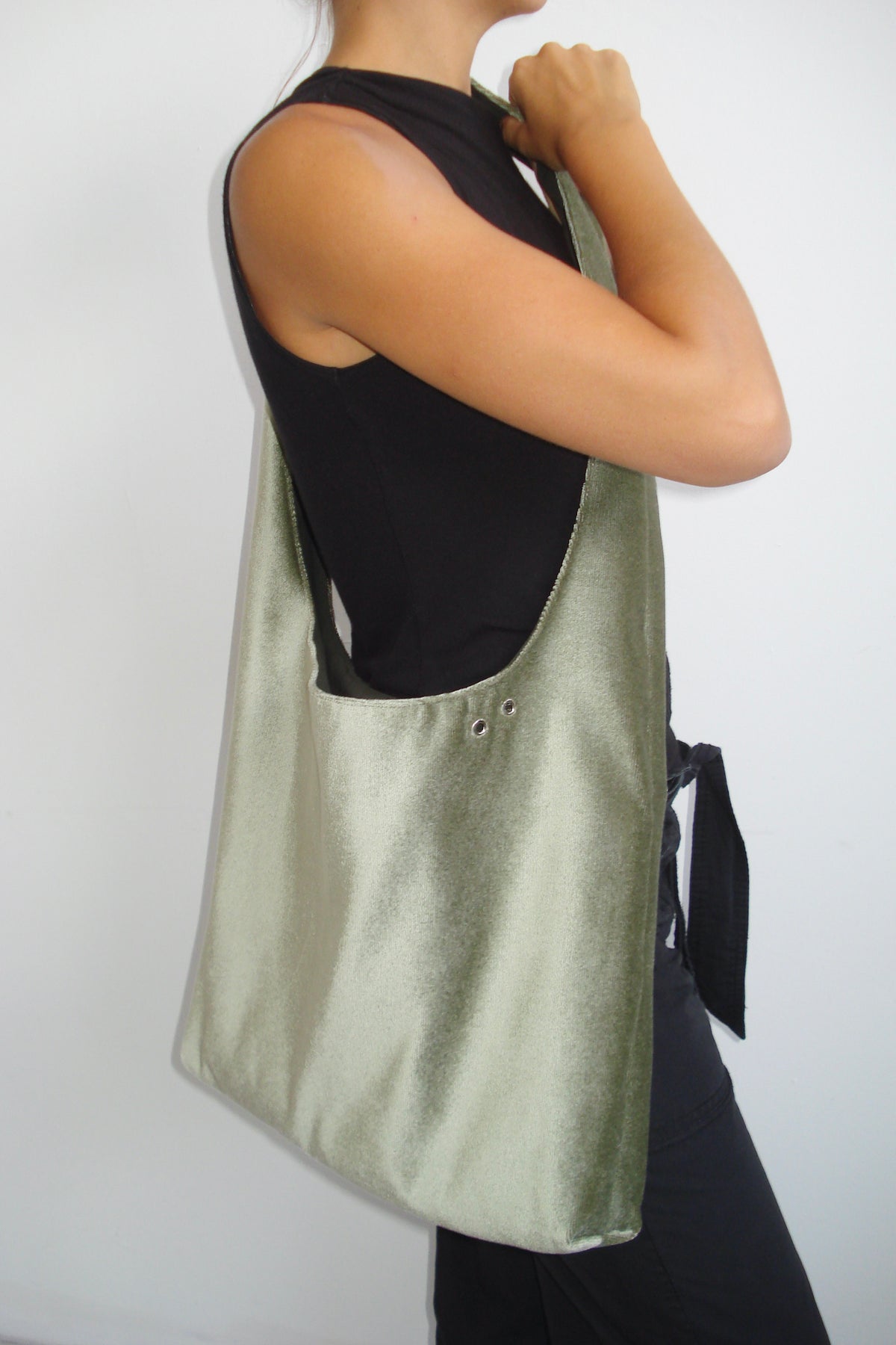 LIGHT GREEN BIG CROSSBODY BAG