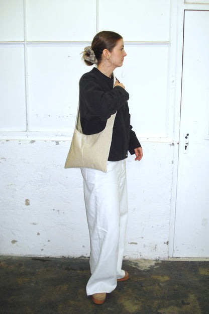 CREAM CORDUROY MEDIUM BAG