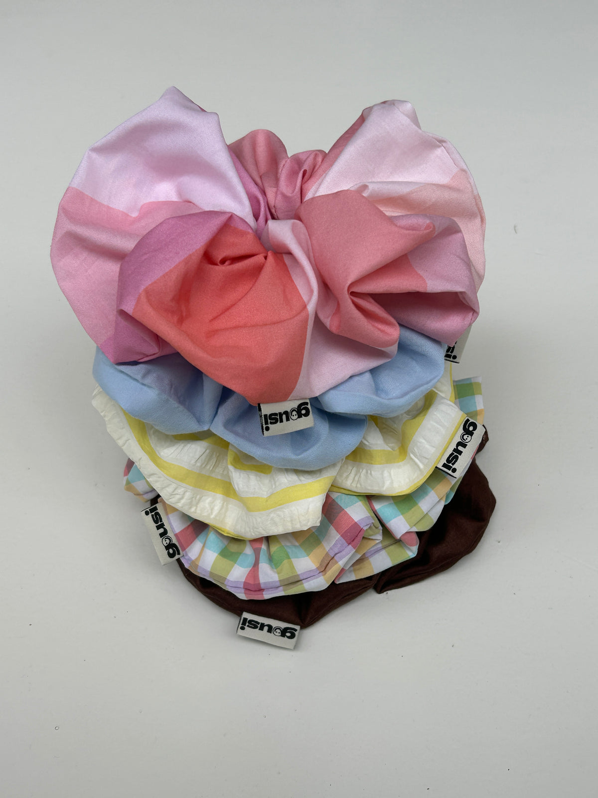 COLORFUL CHECKERED SCRUNCHIE