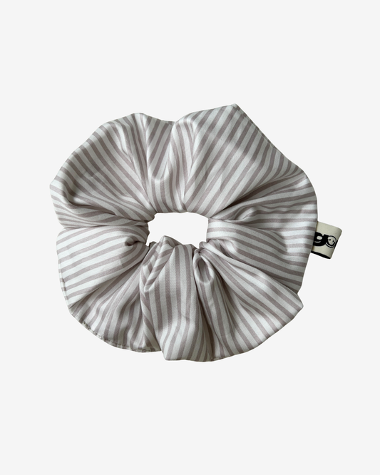 LIGHT BROWN STRIPED SCRUCNHIE